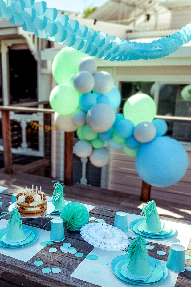 Deluxe Party Box - Minty - Bang Bang Balloons