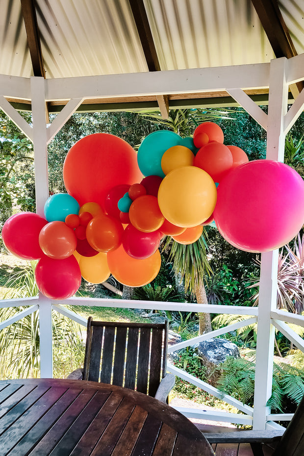 [INFLATED] Mini Balloon Garland - Pick Up/Delivered - Bang Bang Balloons