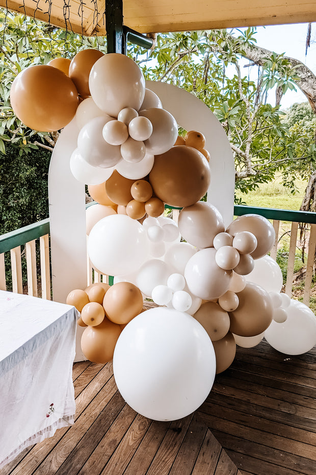 [INFLATED] Mini Balloon Garland and Arch Board Hire